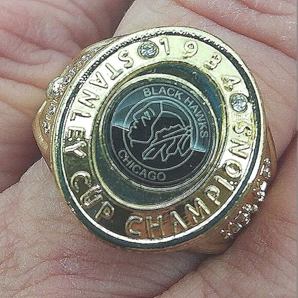 NHL Chicago Blackhawks Other - Chicago Blackhawks NHL Stanley Cup Ring Hockey